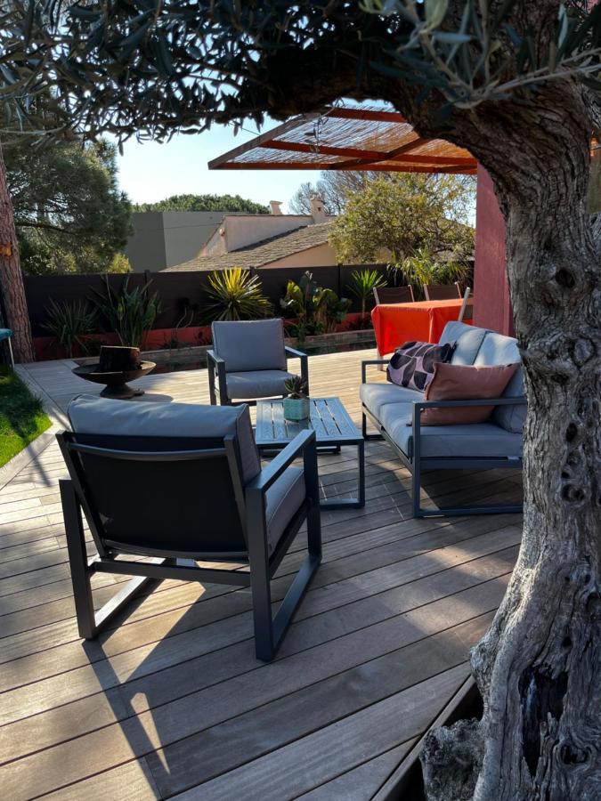 Villa Uvea Saint Aygulf Exteriör bild