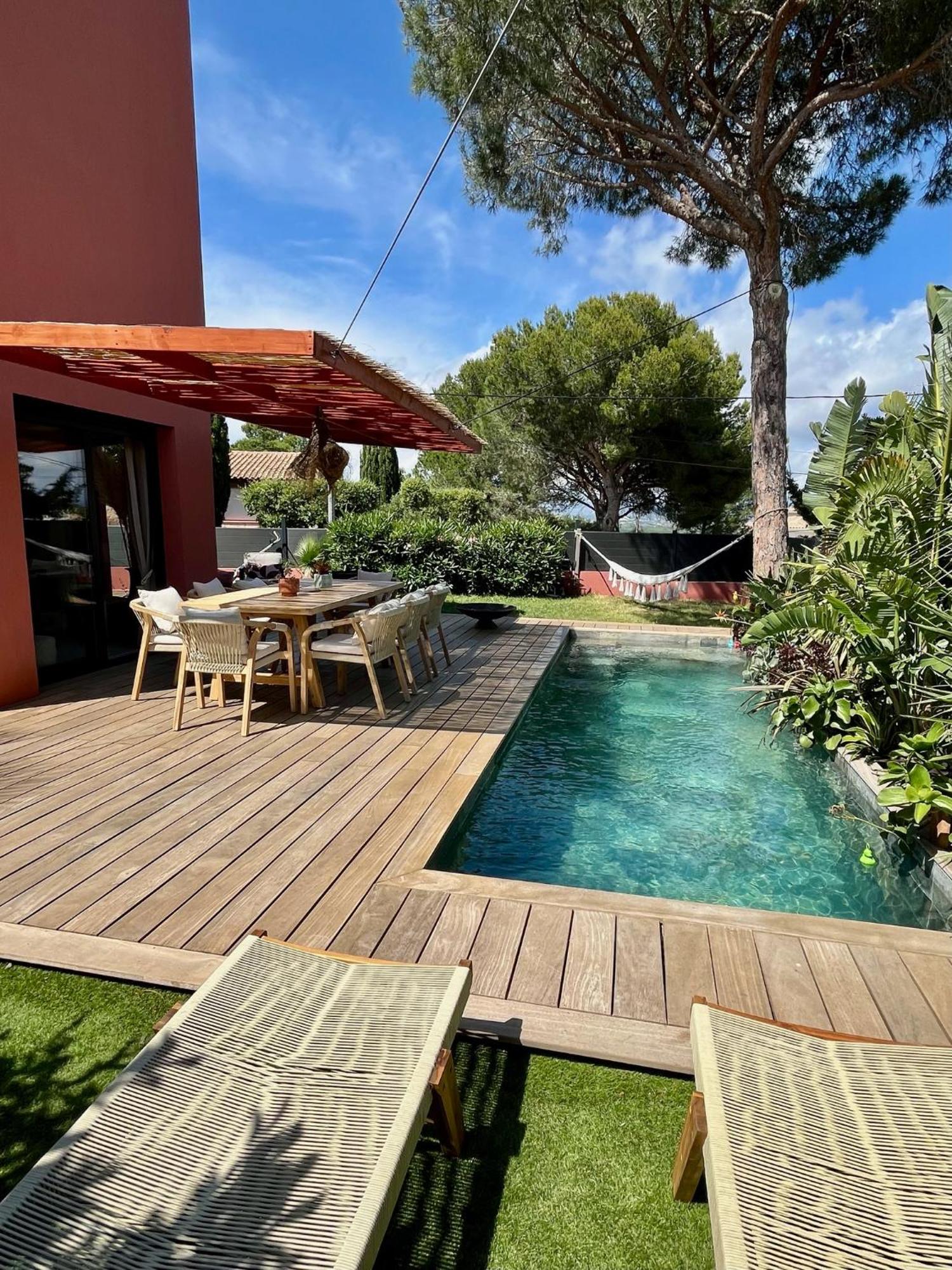 Villa Uvea Saint Aygulf Exteriör bild